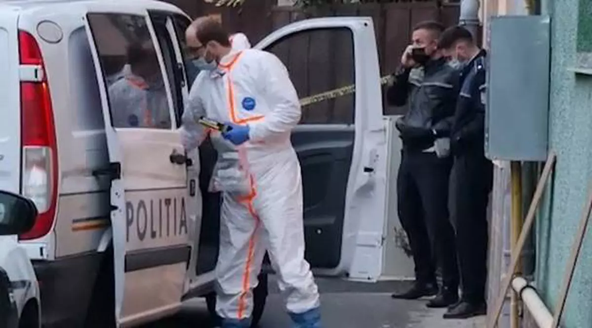 Bărbat din Neamț, reținut după ce în curtea casei sale au fost găsite rămășițe umane. Fetița lui a dispărut în urmă cu 15 ani