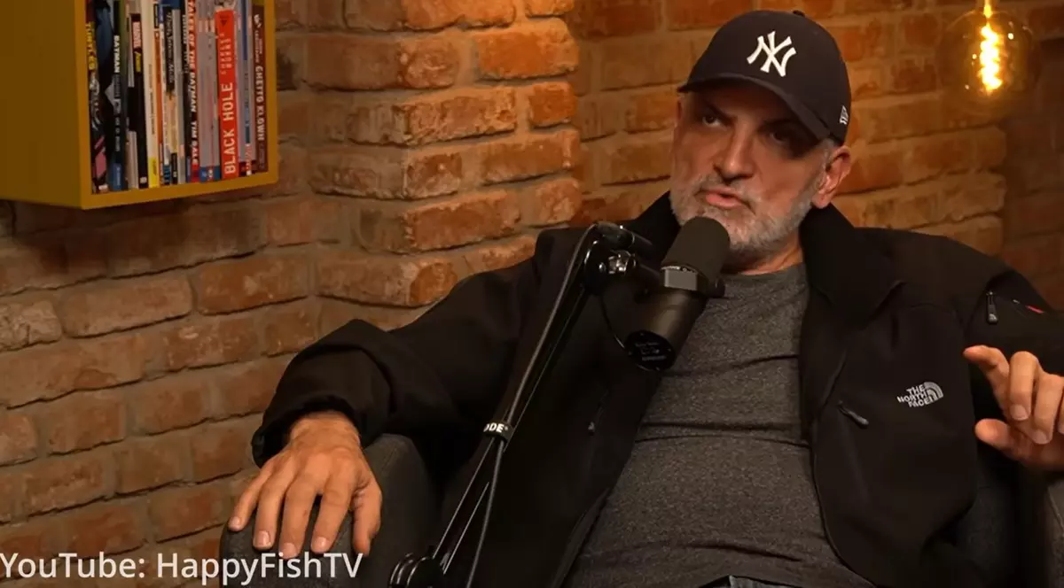 Damian Drăghici, despre momentul emoționant în care le-a cântat vecinilor de pe balcon: „Am învățat o lecție”