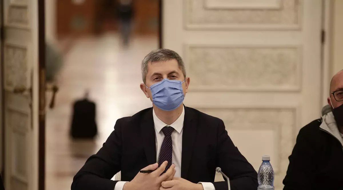 Dan Barna: Nu voi candida acum la preşedinţia USR