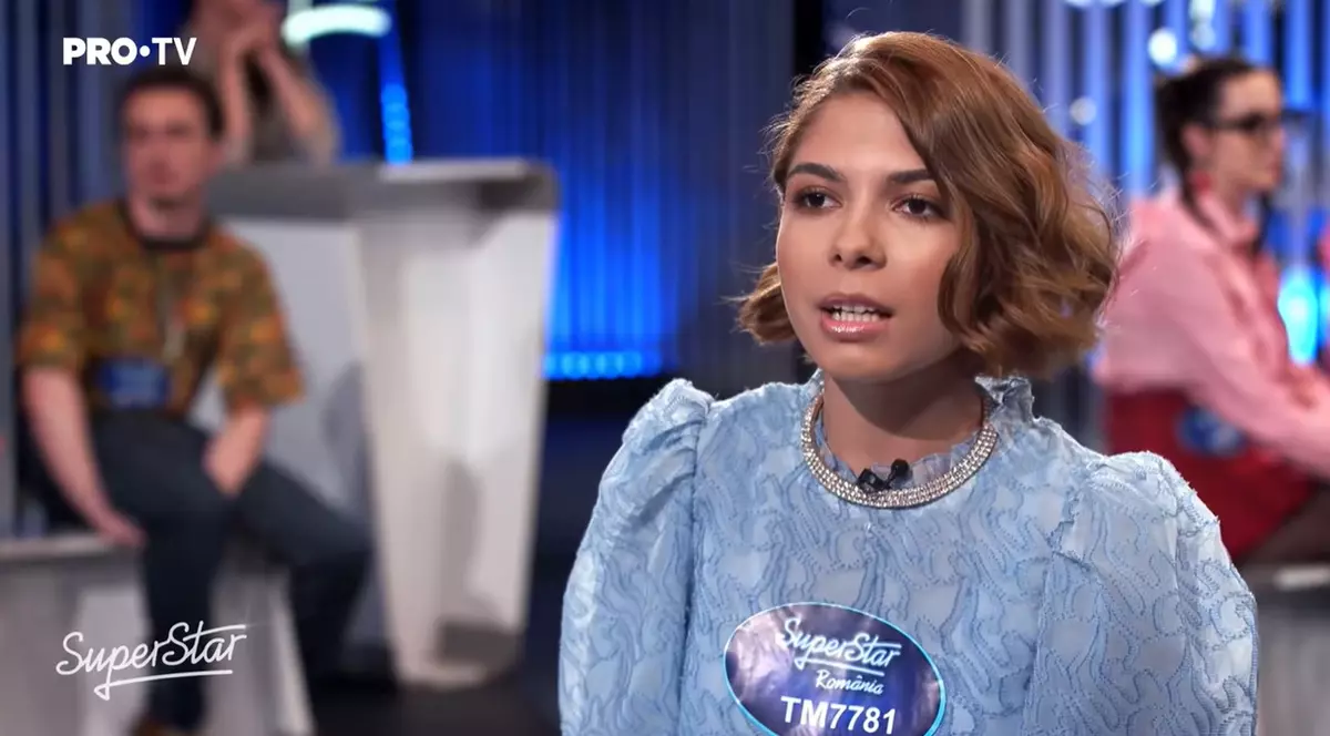 Fiica lui Costel Busuioc, zidarul devenit tenor, participă la „SuperStar România”. „Lumea se aşteaptă să-l vadă pe tatăl meu prin vocea mea”