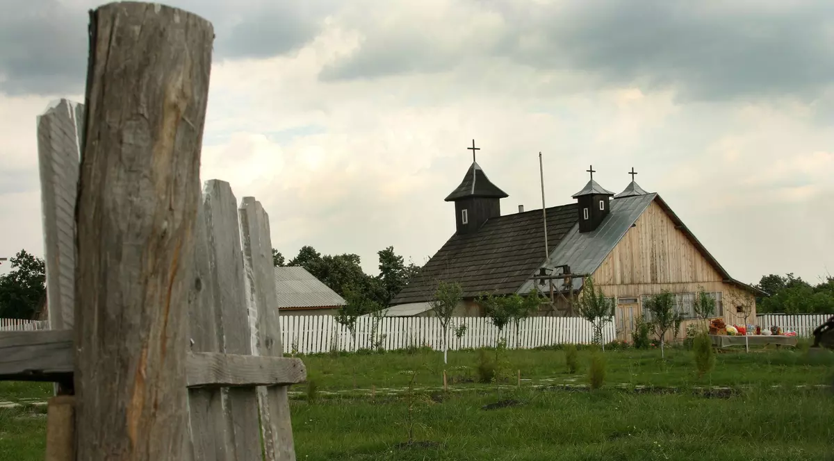 „Zicem de biserică că e medievală, dar dacă ne ducem într-un spital psihiatric din România, nu mai credem că suntem în secolul XXI”