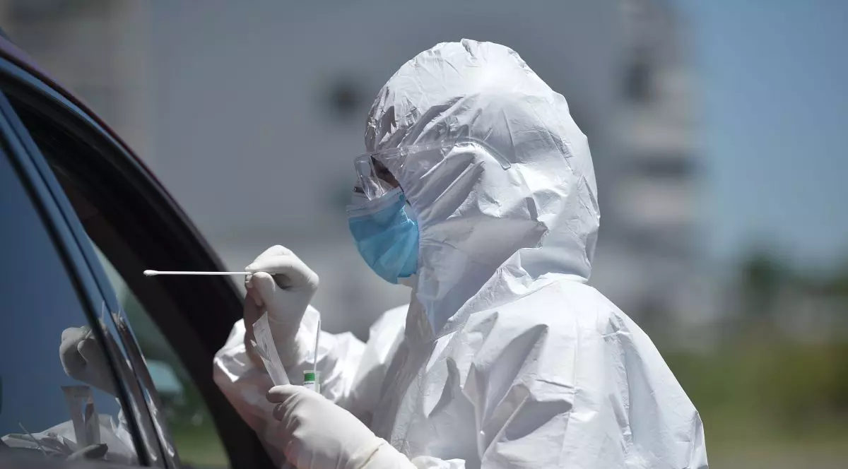 Rata de infectare în București a trecut de 14 cazuri la mia de locuitori