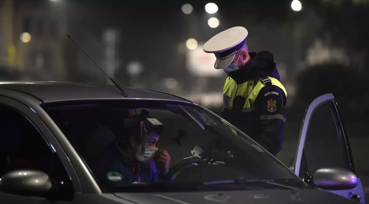 Controale de noapte mai severe în București, începând de miercuri seara. Prefectura anunță că numărul polițiștilor și jandarmilor va fi suplimentat