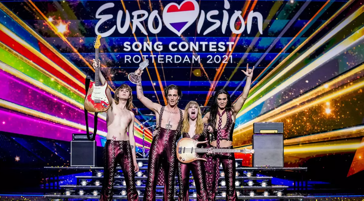 Membrii trupei „Maneskin” au pozat nud, iar apoi au postat imaginile pe Instagram. Ei au câștigat Eurovision 2021