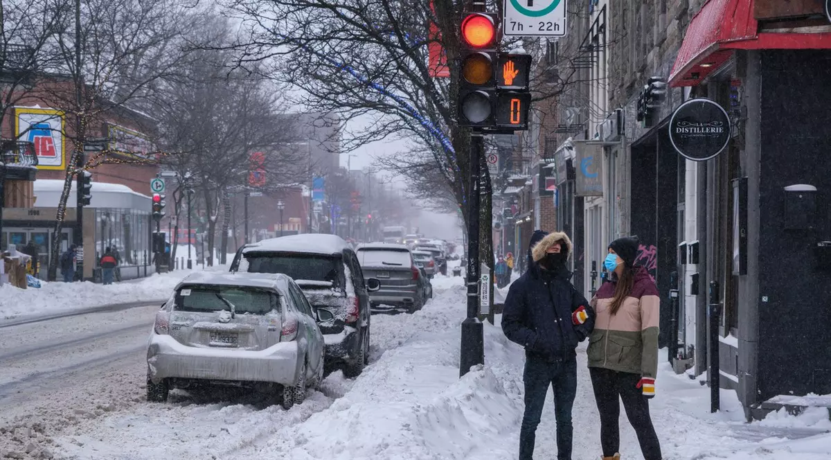 Canadienii pot fi despăgubiți de autorități, dacă alunecă pe străzile necurățate de zăpadă