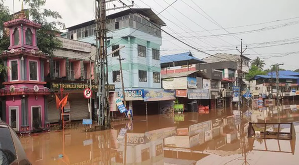 India se confruntă cu inundații devastatoare: Cel puțin 26 de persoane au murit