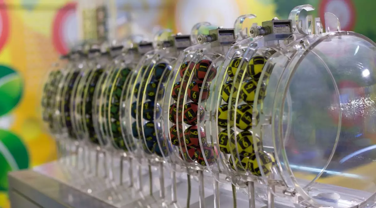 Tentative de înșelăciune în numele Loteriei Vaccinării. Detaliile la care trebuie să fii atent