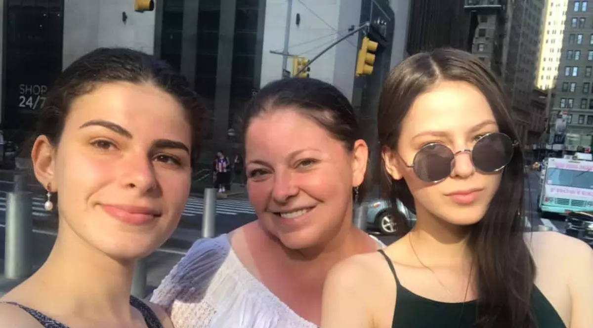 Rita Mureșan, detalii șocante despre accidentul fiicei sale. A trecut prin 8 operații: „80 de kilograme de marmură i-au rupt mâna în două”