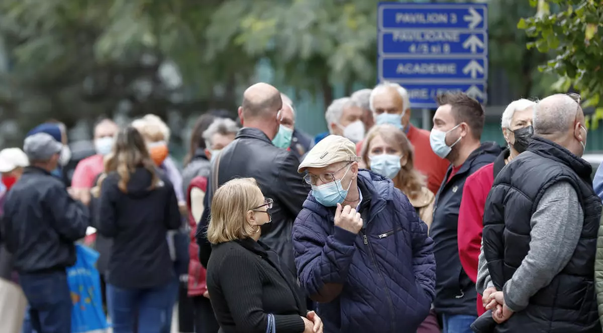 CNN despre situația din România: „Ezitare la vaccinare, mesaje guvernamentale slabe și reticență la adresa autorităților”
