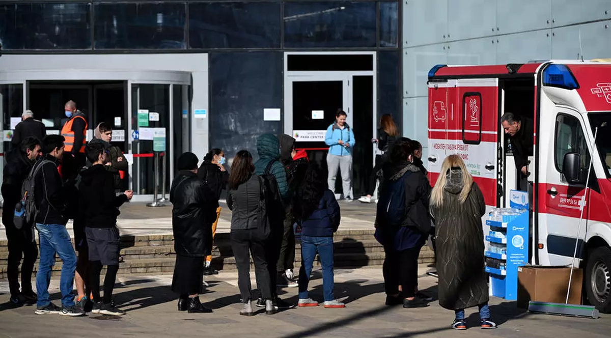 Număr fără precedent de decese de COVID raportate de Bulgaria și Ucraina