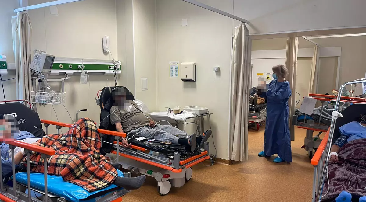 Pacient în stare critică din Iași, ventilat manual 4 ore în UPU, pentru că nu erau locuri la ATI