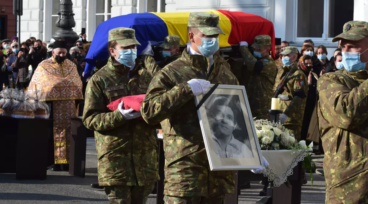 Benone Sinulescu, înmormântat la Arad, cu onoruri militare