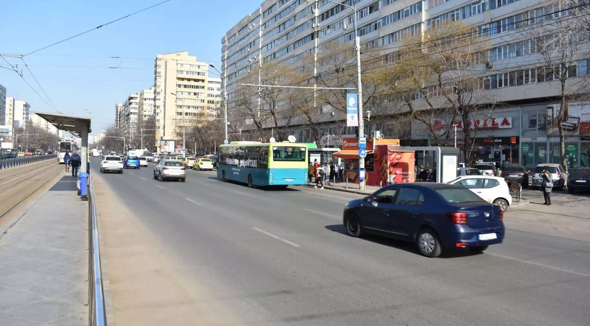 Autobuzele nu vor mai circula pe liniile de tramvai, în Bucureşti, începând din 27 decembrie