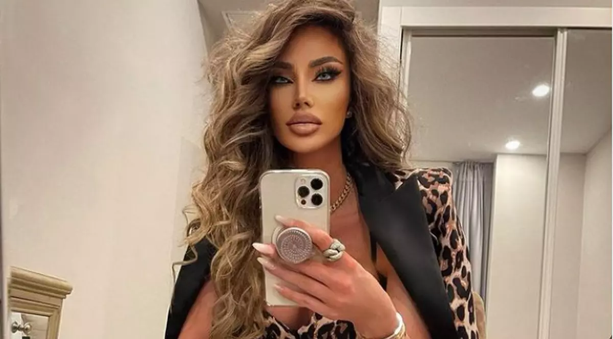 Cu ce se ocupă, de fapt, Bianca Drăgușanu. Din ce face bani: „Îmi permit absolut orice”
