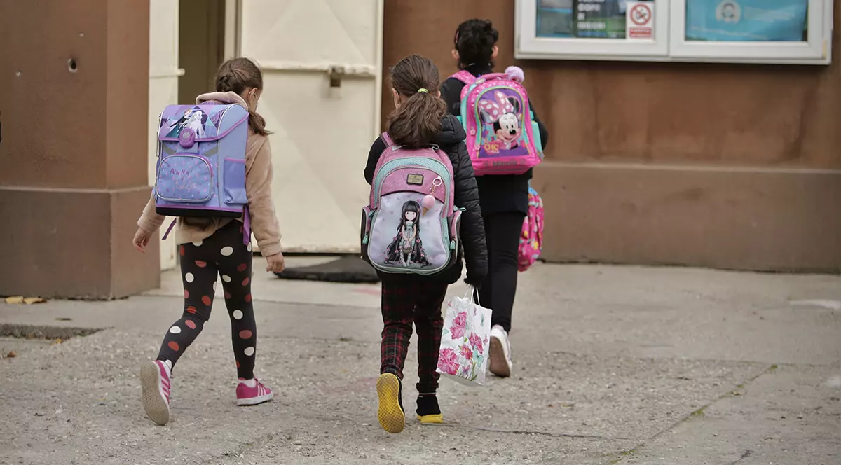 Ministerul Sănătății a respins propunerea cu școală în format fizic unde incidența e sub 3, indiferent de rata vaccinării