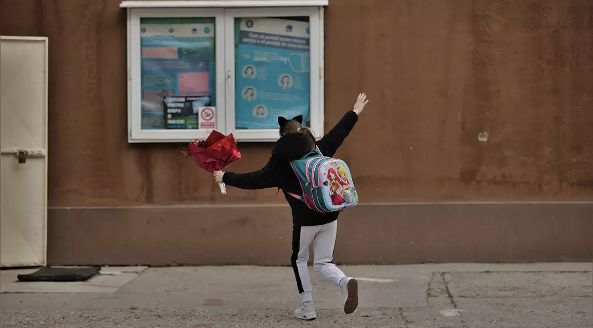 Elevii au început astăzi al doilea semestru. Care sunt scenariile în care vor funcționa școlile