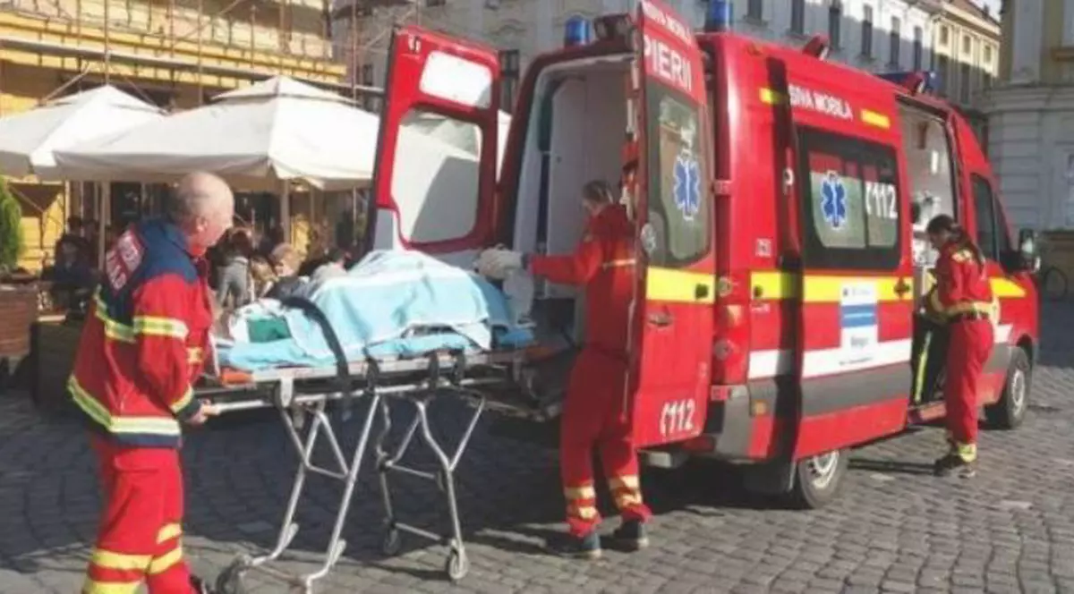 O femeie cu COVID a murit, după ce s-a prăbușit când făcea cumpărături. De 10 zile se trata singură acasă