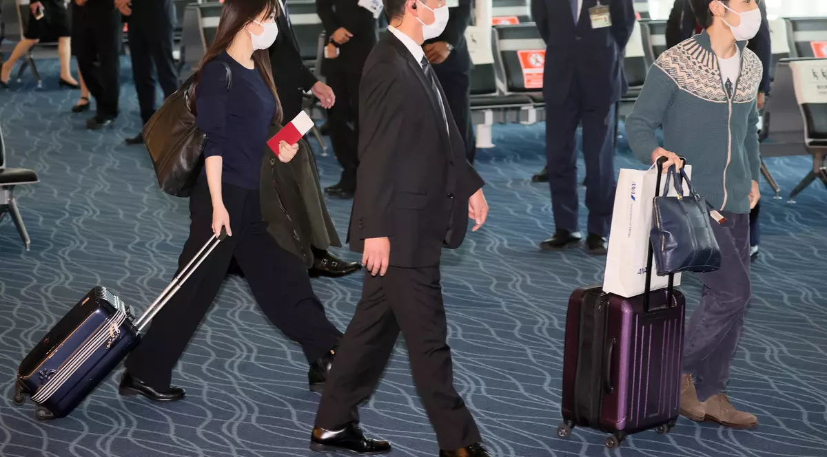 Mako, fosta prinţesă a Japoniei, a plecat  cu soțul ei la New York, unde vor locui împreună