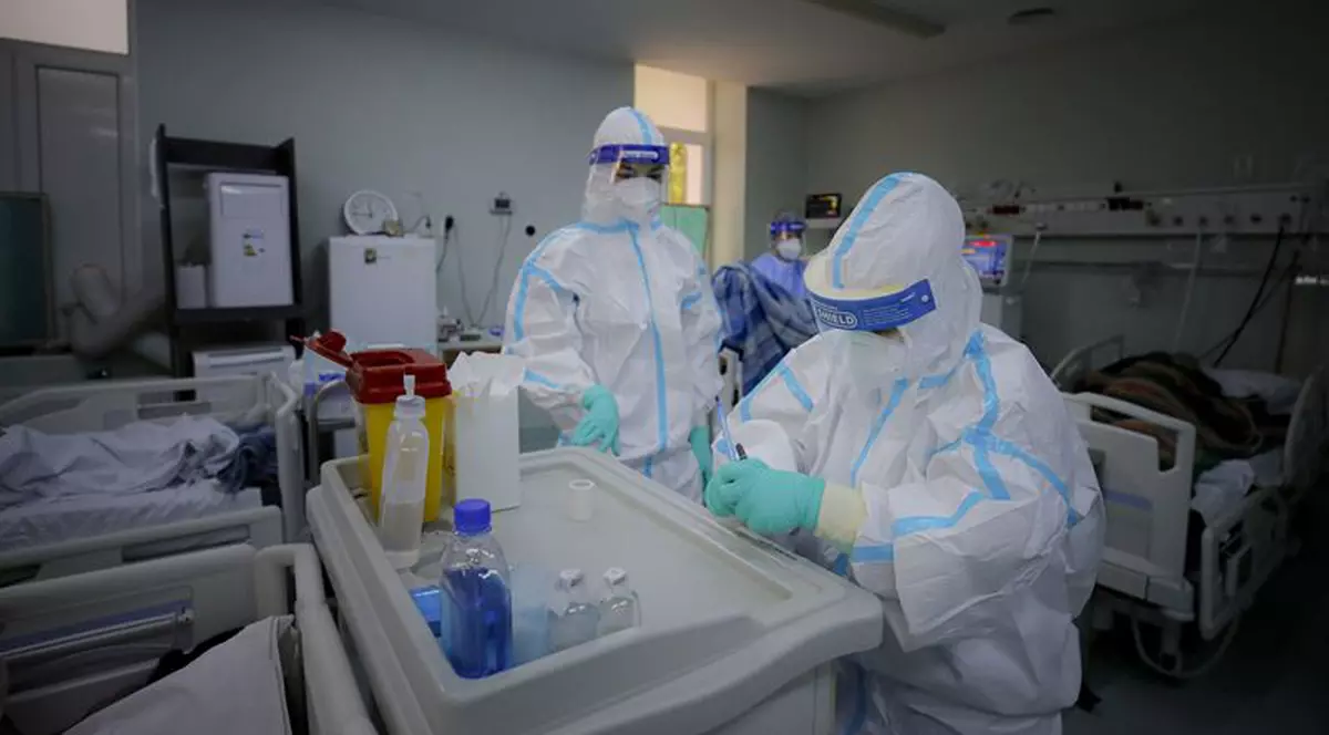 Bilanț COVID în scădere: 154 de decese și 1.550 de noi infectări