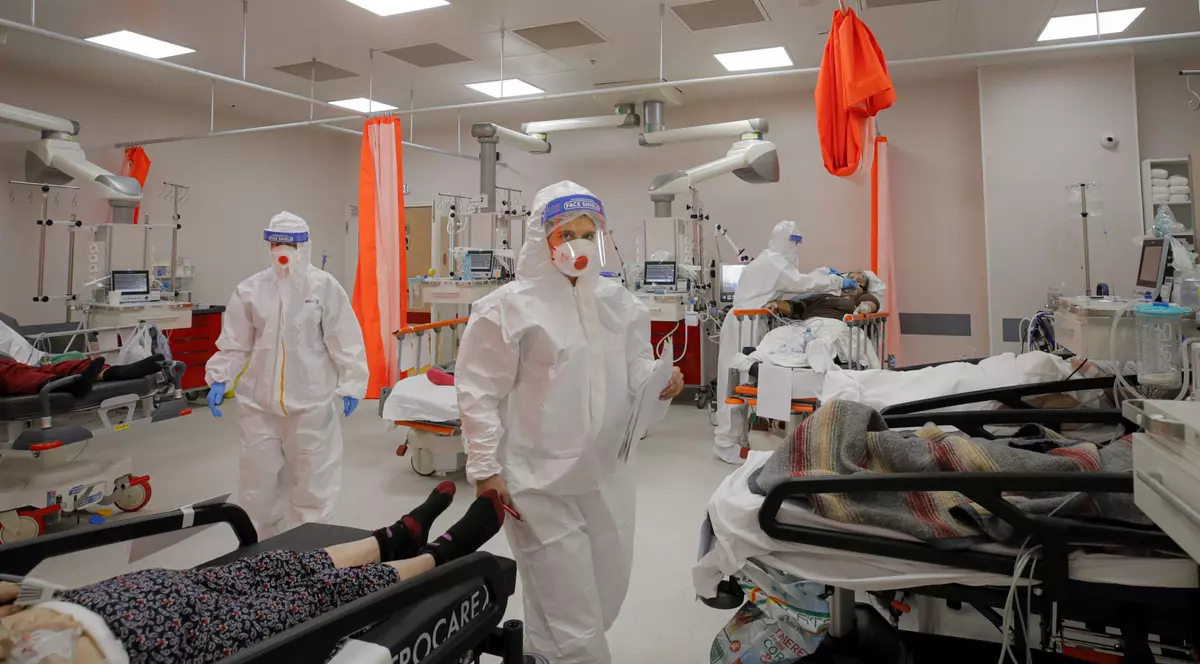 Medic imunolog: „Acest val 4 se va confunda cu valul 5 în România și se va întinde până în luna aprilie-mai”