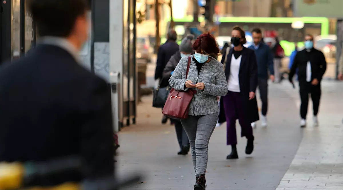 Noi ocupații în nomenclatorul meseriilor: barista, stilist extensii gene sau degustător de cafea. Ce profesii au dispărut