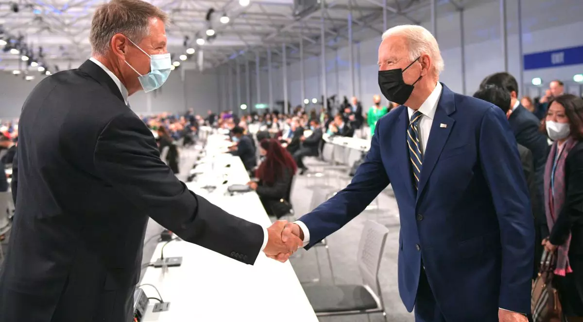 Klaus Iohannis, consultări cu Joe Biden, lideri NATO şi UE pe tema războiului din Ucraina