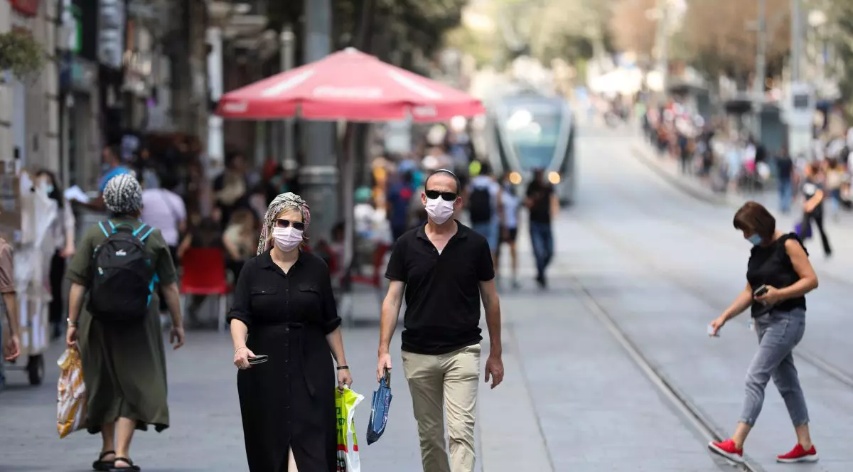 Israelul va permite intrarea în țară a grupurilor de turiști străni fără obligația vaccinării anti-COVID cu doza 3