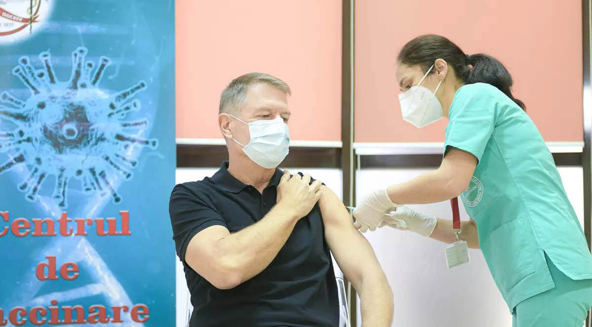 246 dintre cei 273 de angajați ai Administrației Prezidențiale s-au vaccinat împotriva COVID-19