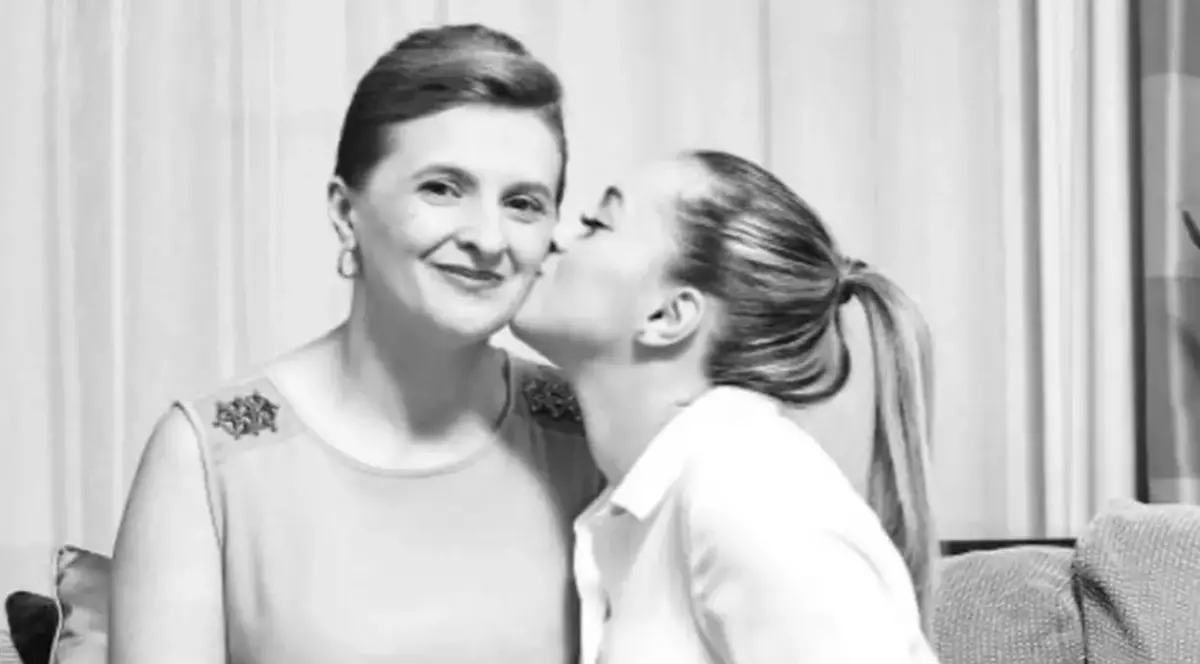 Dezvăluirile Larisei Iordache, la cinci luni luni de la moartea mamei: „Nu pot face nimic pentru a o aduce înapoi. Durerea e mare”
