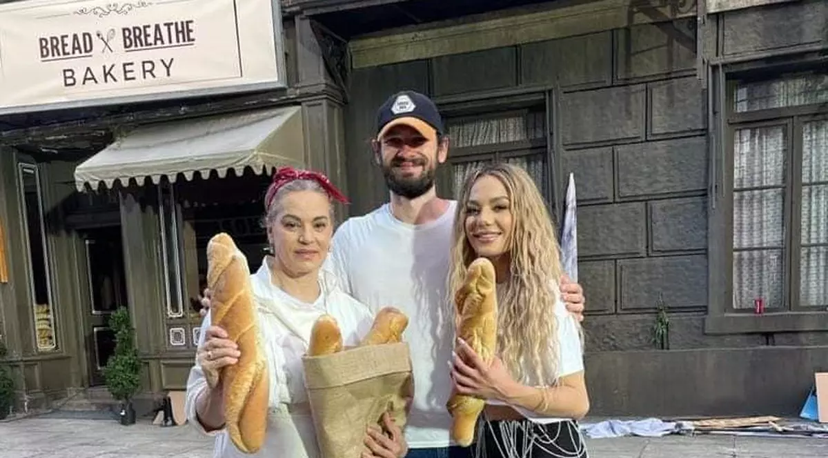 Maia Morgenstern joacă într-un videoclip muzical. Mesajul transmis de actriță: „E vorba despre conflictul dintre generații”