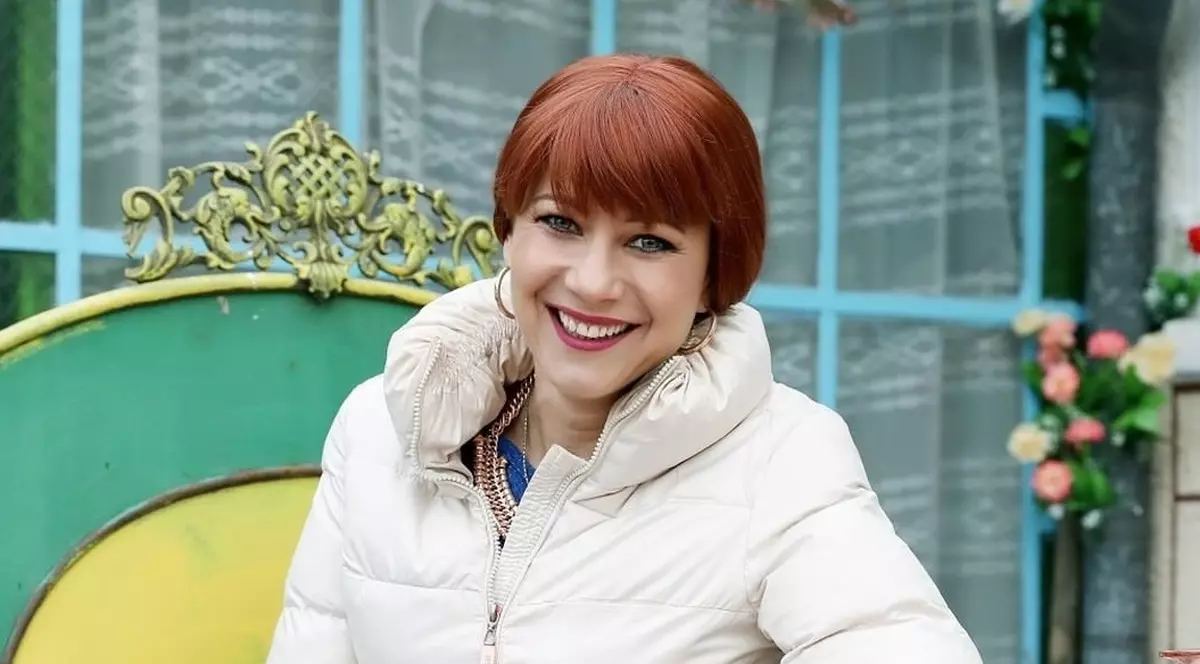 Mirela Oprișor, Aspirina din „Las Fierbinți”, înainte de căsătoria cu Mimi Brănescu. „Eu nu mă mărit, nu fac nuntă, eu vreau altceva”