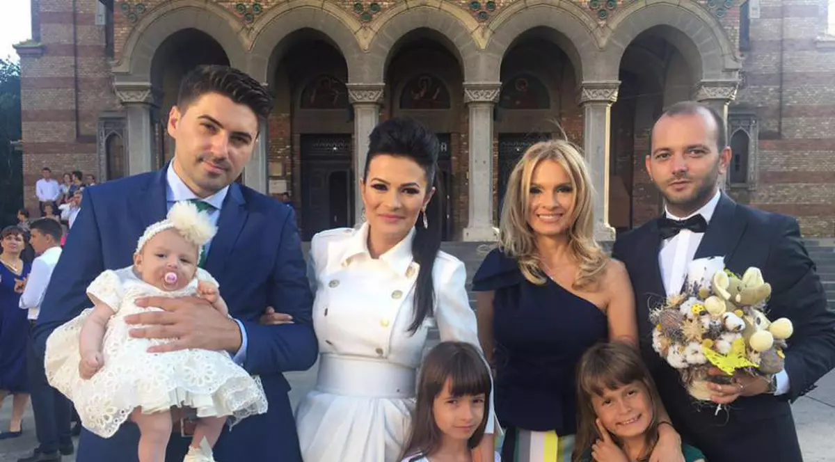 Olguța Berbec și-a botezat fetița