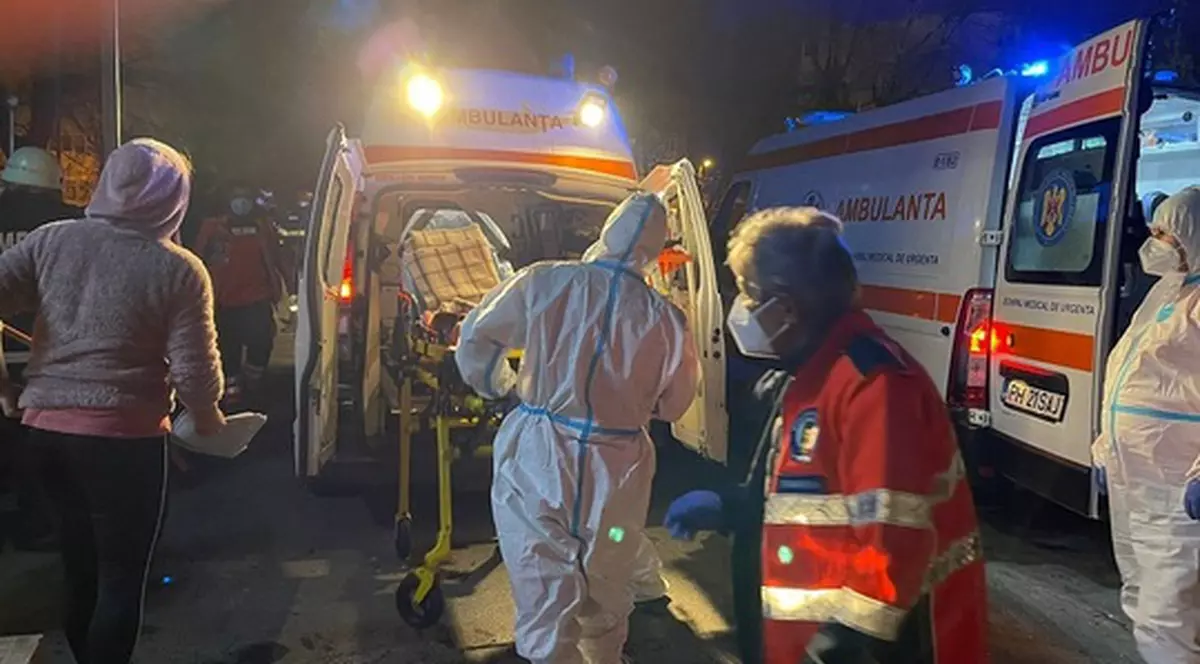 Ministerul Sănătăţi: Infirmiera rănită în incendiul de la SJU Ploieşti are arsuri pe 20% din suprafaţa corpului