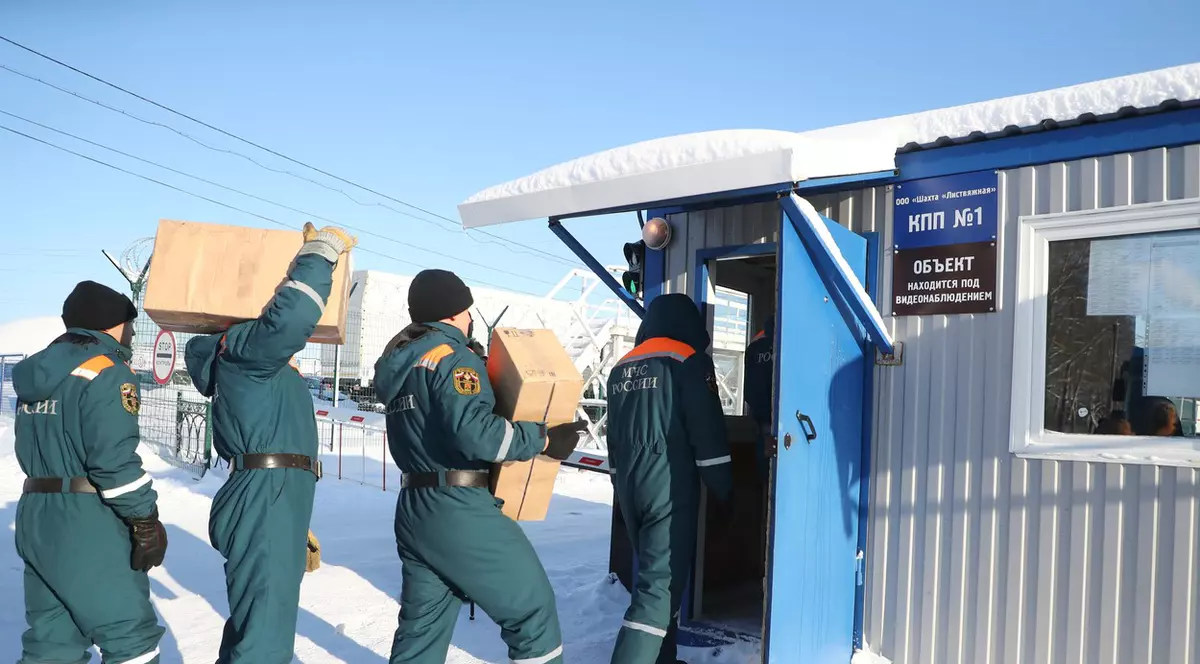 Cel puțin 52 de morți după o explozie într-o mină de cărbune din Siberia. Trei șefi, arestați