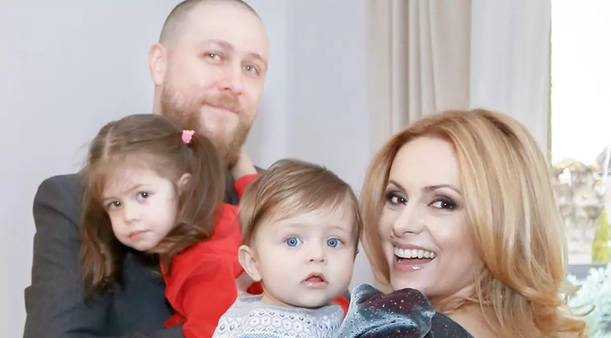 Simona Gherghe și copiii