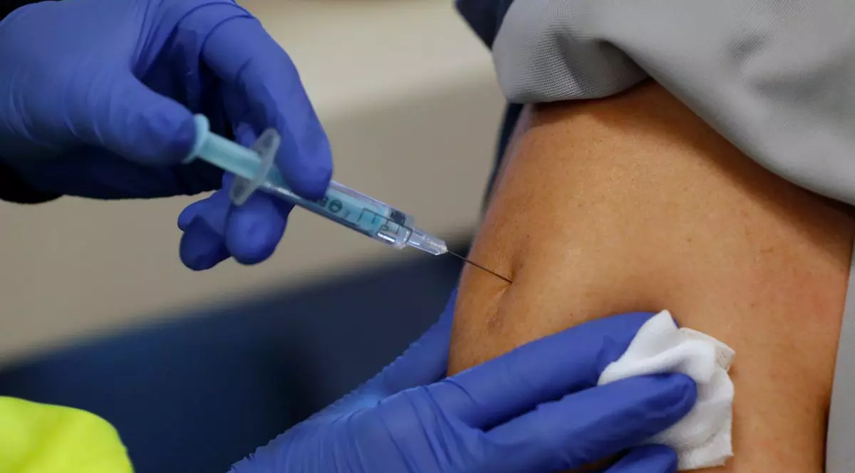 Agenția Europeană a Medicamentului anunță că ar putea aproba vaccinurile împotriva Omicron în 3 - 4 luni