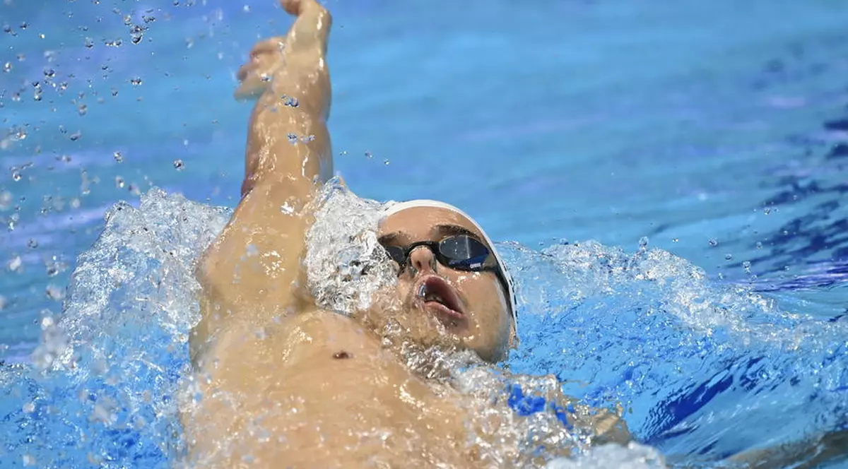 Robert Glință a câștigat argintul în proba de 100 de metri spate, la Europene de înot din Rusia