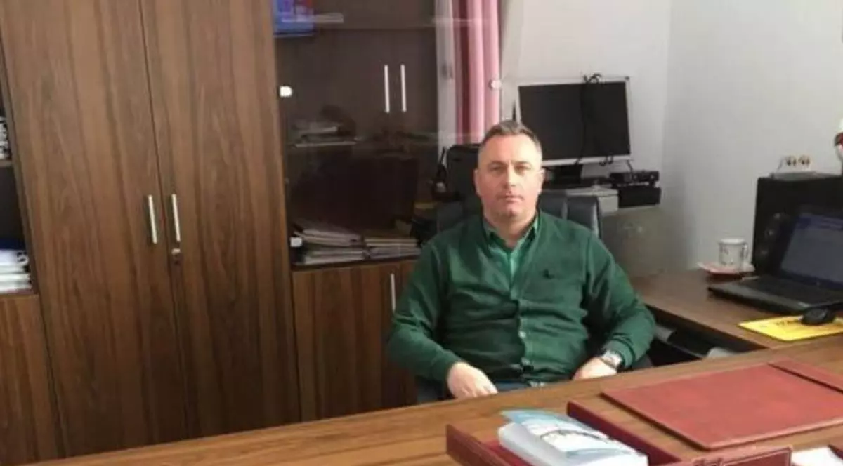 Primar din Vrancea, amendat după ce a dat petrecere în localul unei benzinării, derapaj la adresa jurnaliștilor