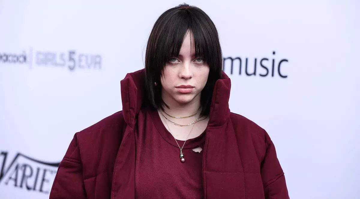 Billie Eilish a fost infectată cu COVID-19 în luna august: „Dacă nu eram vaccinată, aș fi murit. Așa de rău a fost”