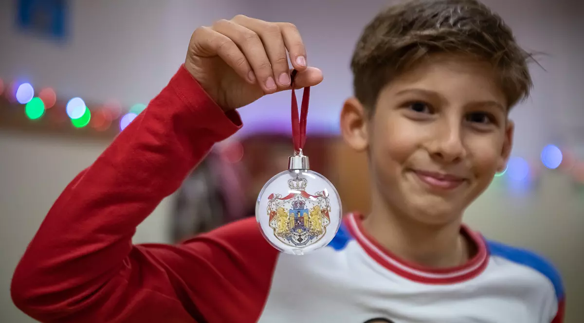 Exemplul dat de elevii unei școli din București, de Crăciun. „Toți oamenii trebuie să se bucure de Sărbători”