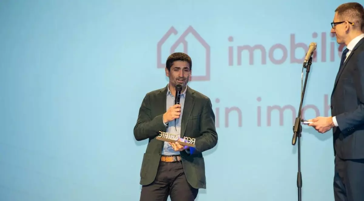 Imobiliare.ro câștigă trofeul pentru „Inovație în imobiliare” la Gala Premiilor Real Estate 2021