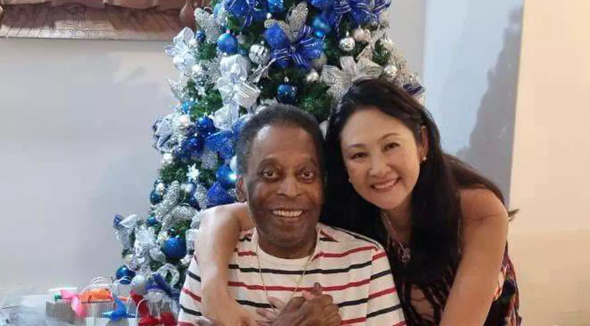 Pele, mesaj de Crăciun după externare: „Sper să aveţi momente de iubire, pace şi unire, la fel ca mine”