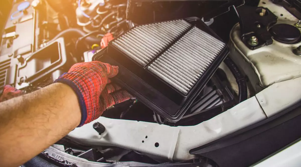 Ce este filtrul de aer al unei mașini și când este indicat să-l schimbi