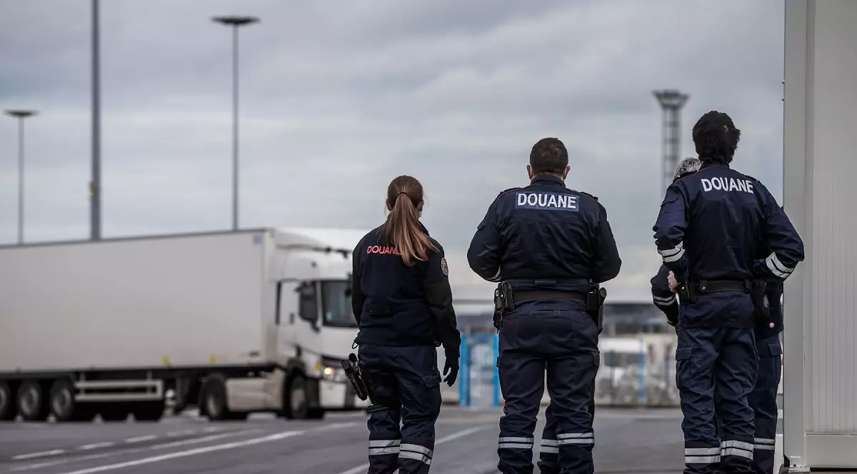 Șofer român de TIR cu droguri de 10 milioane de euro în camion, eliberat după trei zile în arest, în Franța
