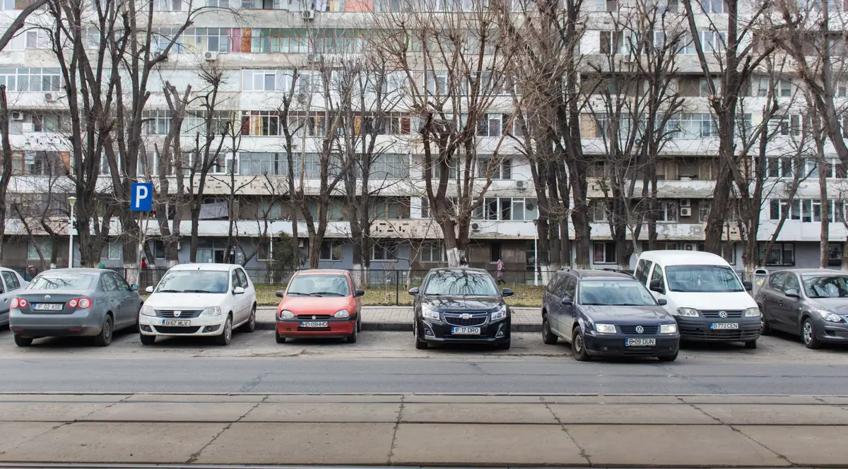 Cât vor plăti bucureștenii din sectorul 5 pentru un loc de parcare, începând de anul viitor