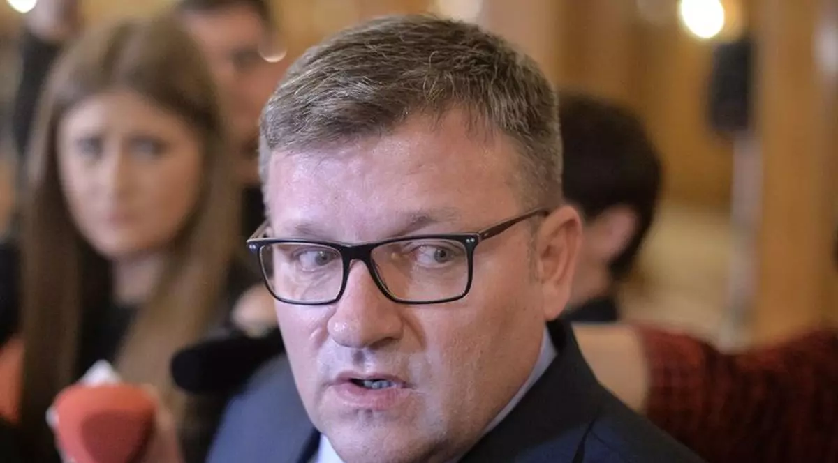 Ministrul muncii: De la 1 ianuarie salariul minim pe economie va fi de 2.550 de lei. Ultimele noutăți despre pensii și alocații