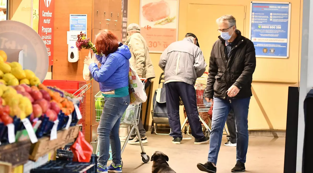 Acord în Consiliul UE pentru salariul minim european. Cât ar obține românii cu retribuții mici dacă directiva va fi adoptată