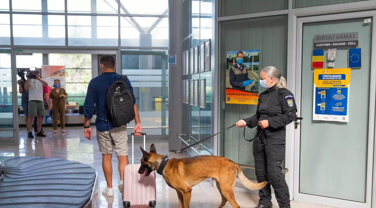 Italia și Spania au intrat în zona roșie. Noua listă a țărilor cu risc epidemiologic