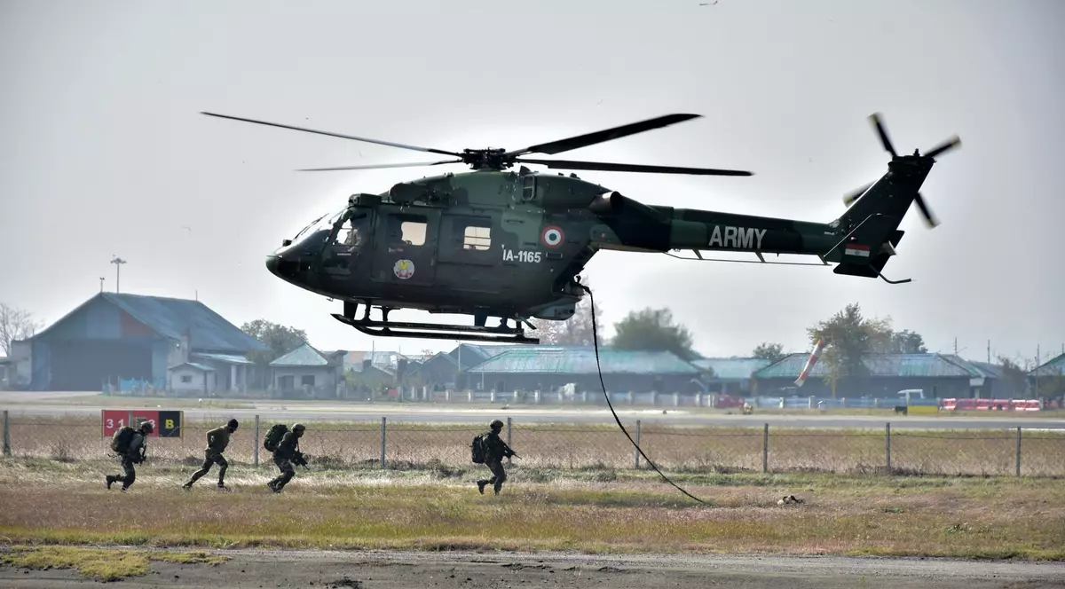 Violența a escaladat în India, după ce armata a ucis din greșeală 14 civili