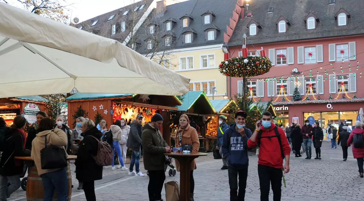 Proiect: Adunările private, limitate la 10 persoane în Germania. Când ar putea intra în vigoare noile restricții